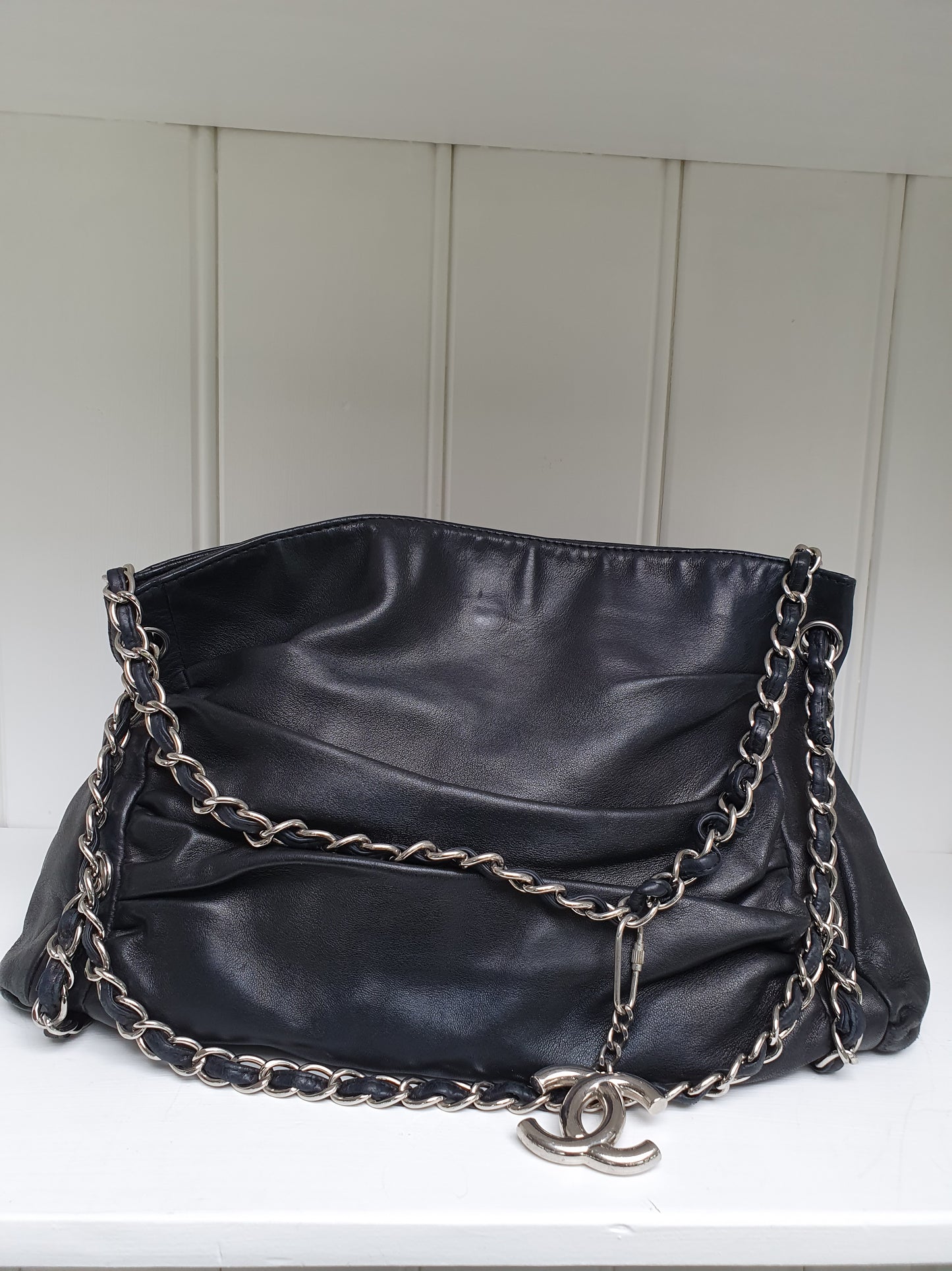 Chanel crossbody leather bag