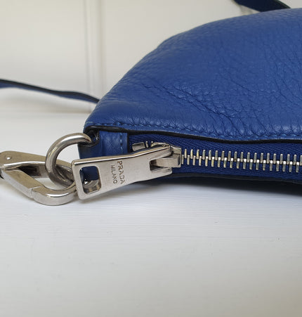 Prada Leder-Umhängetasche