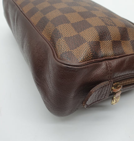 Louis Vuitton Damier Ebene  beauty pouch