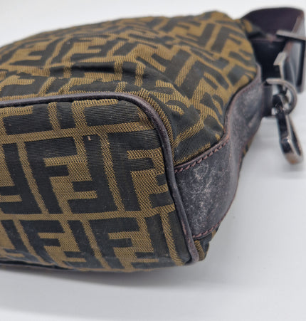 Fendi cloth shoulder bag