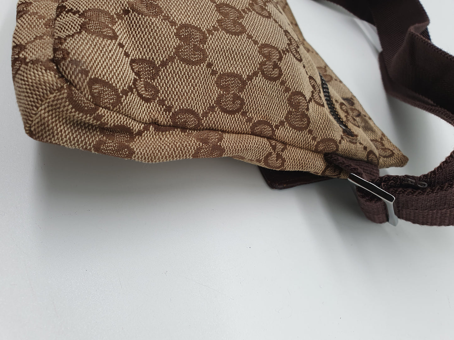 Gucci crossbody / belt bag