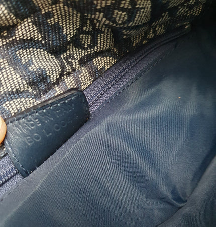 Dior Schultertasche aus Sattel-Denim