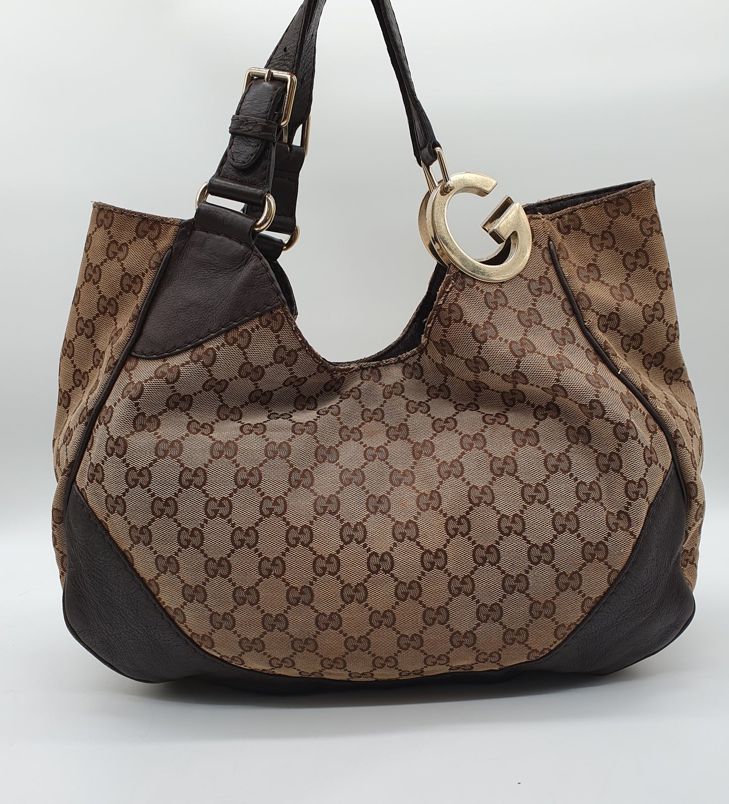 Gucci GG shoulder bag