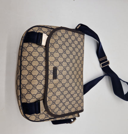 Gucci gg monogram messenger bag