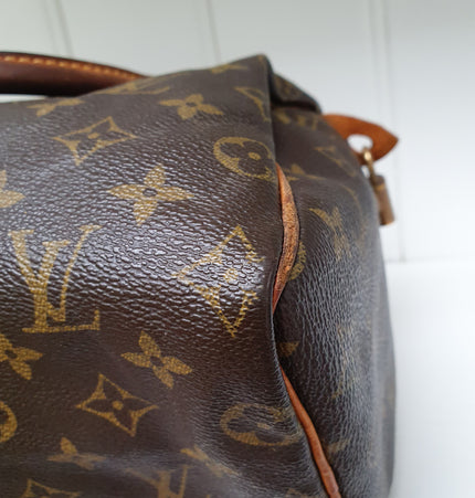 Louis vuitton speedy 25 hand bag