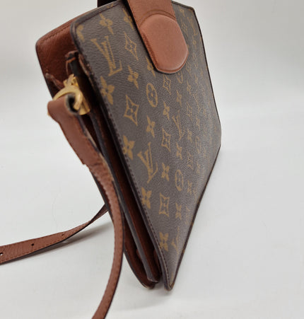 Louis vuitton crossbody bag