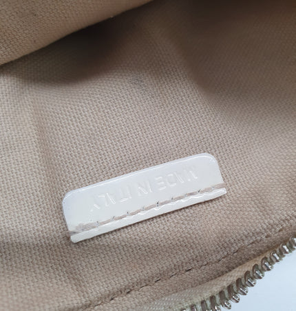 Burberry Herz-Schultertasche