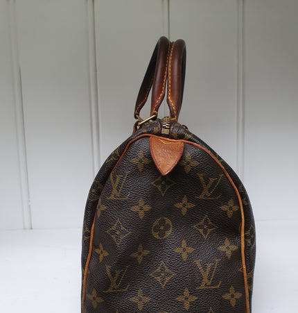 Louis vuitton speedy 25 hand bag