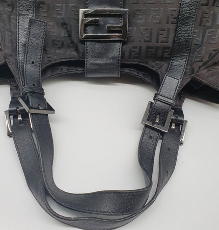 Fendi mamma baguette shoulder bag