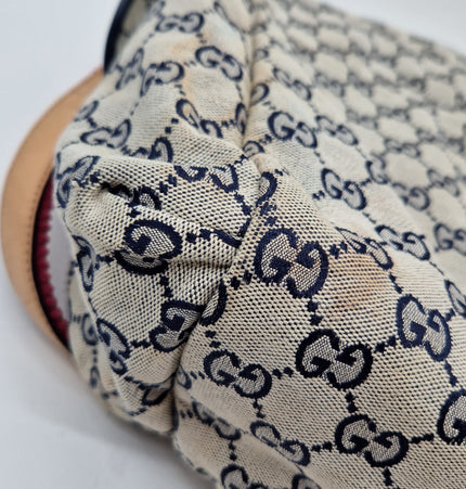 Gucci messenger bag