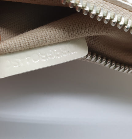 Burberry Herz-Schultertasche