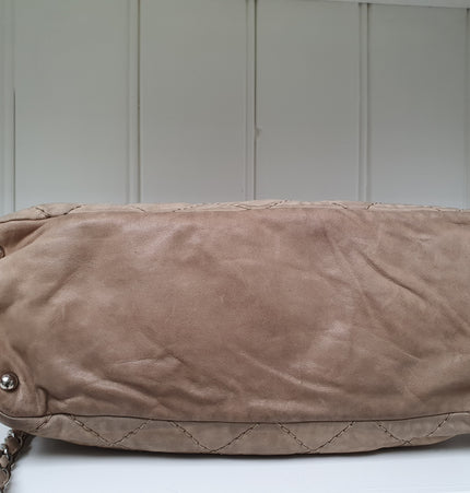 Chanel leather handbag