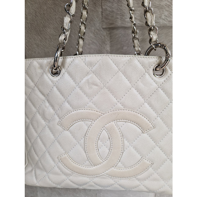 Chanel gst shoulder bag