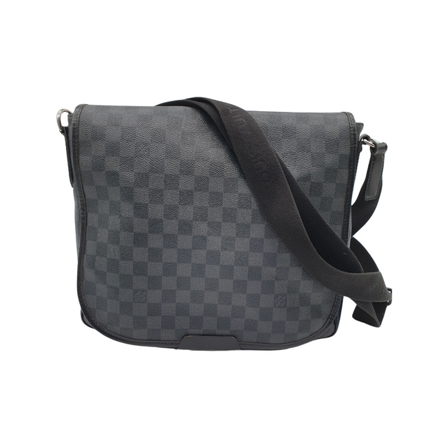 Louis vuitton messenger bag
