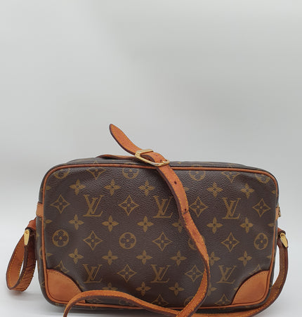 Louis vuitton tracadero crossbody bag