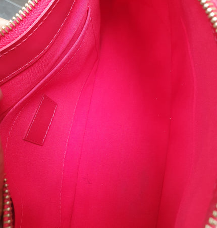 Louis vuitton epi leather