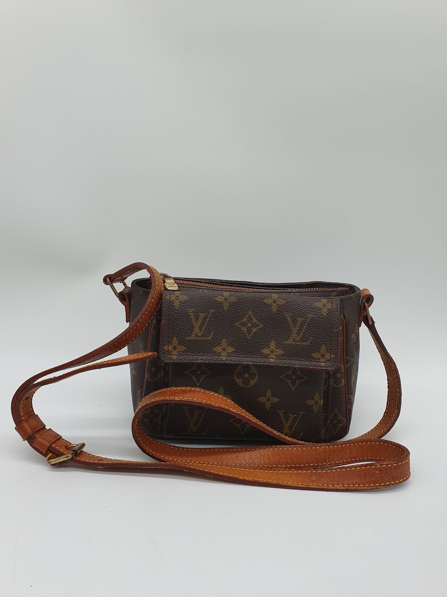 Louis vuitton viva cite Crossbody bag