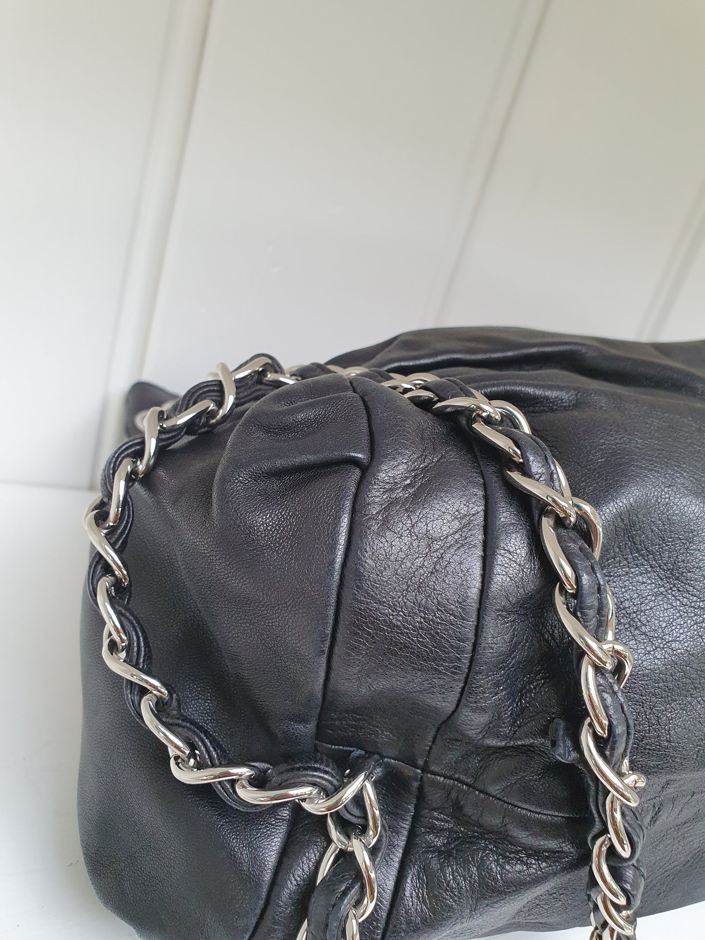 Chanel chain crossbody bag