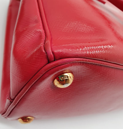 Prada galleria top handle crossbody bag