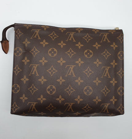 Louis vuitton pochette toiletries