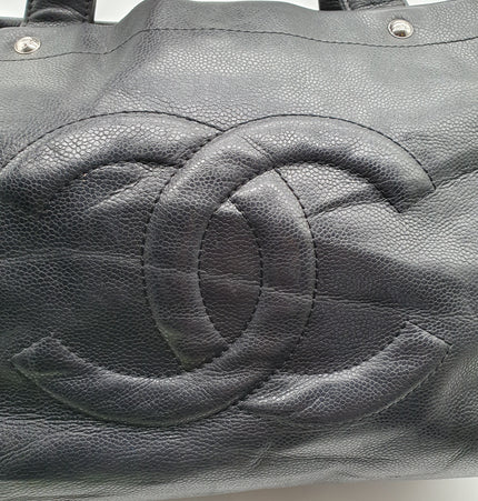 Chanel leather black shoulder bag