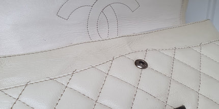 Chanel re issue 2.55 crossbody bag