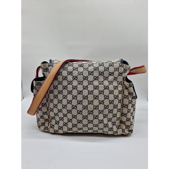Gucci messenger bag