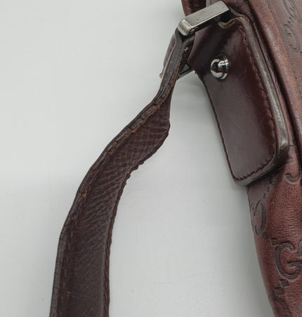 Gucci leather messenger bag