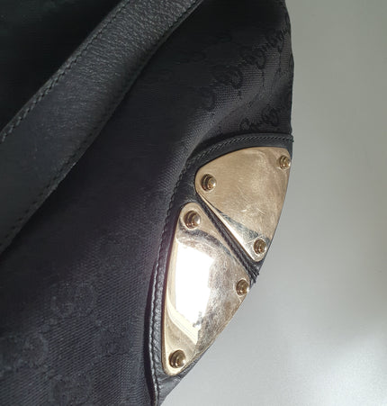 Gucci Indy cloth bag with tassle