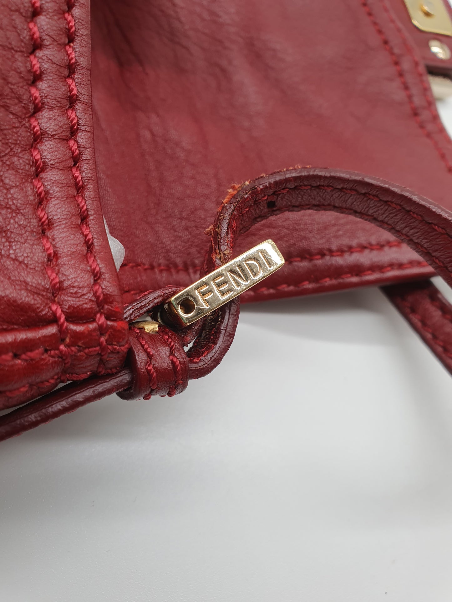 Fendi baguette leather shoulder bag