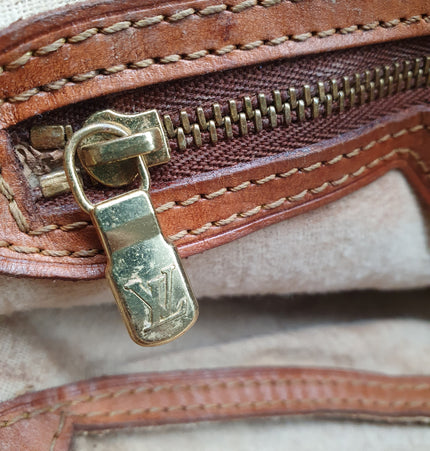 Louis vintage bucket shoulder bag