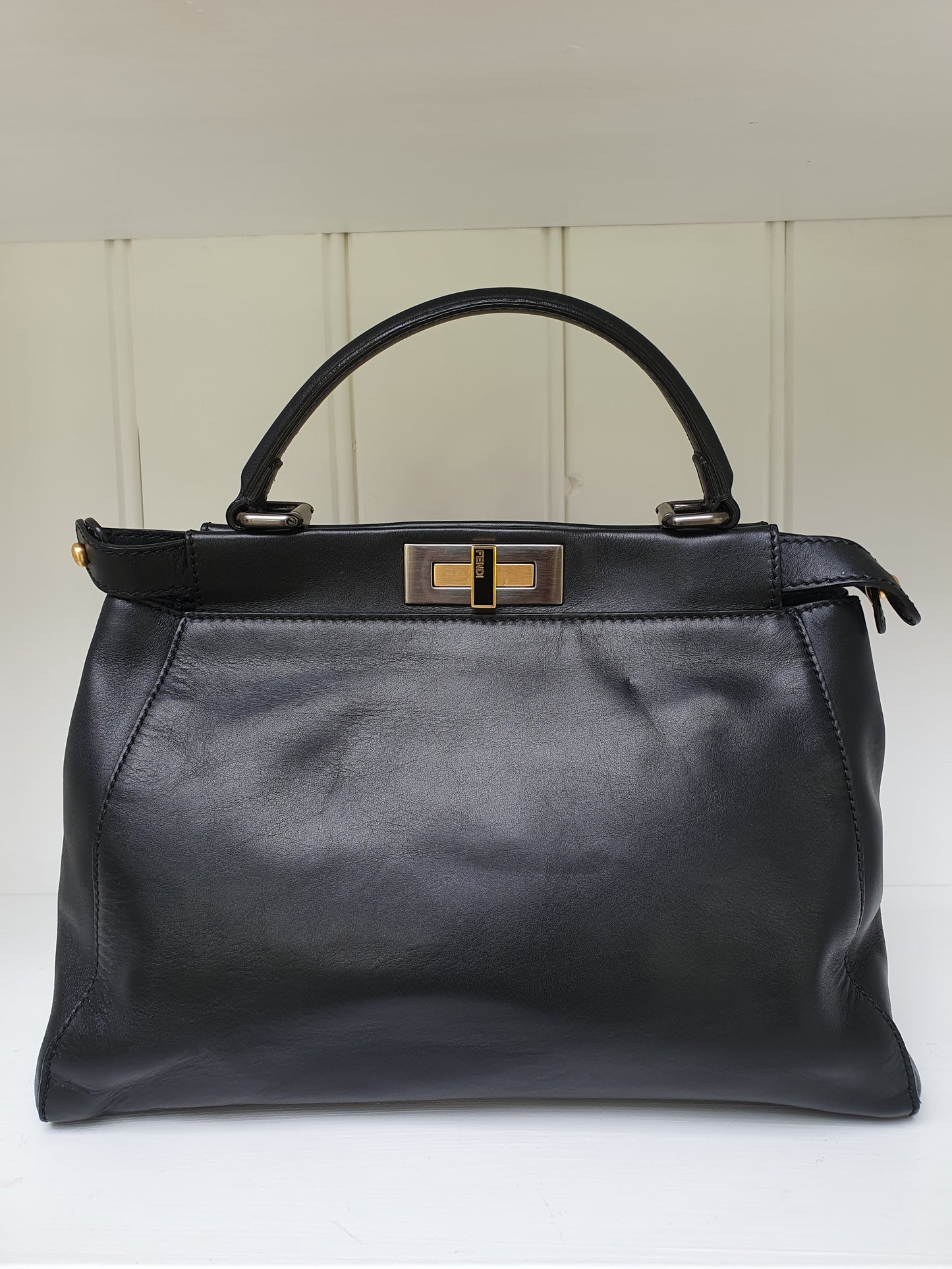 Fendi peekaboo hand bag