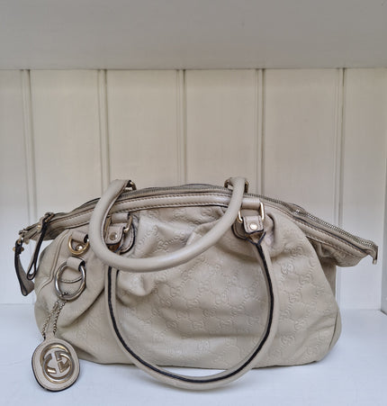 Gucci sukey leather handbag