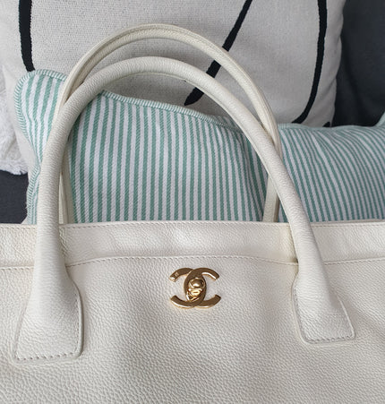 Chanel executive tote