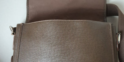Louis vuitton men crossbody bag