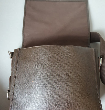 Louis vuitton men crossbody bag