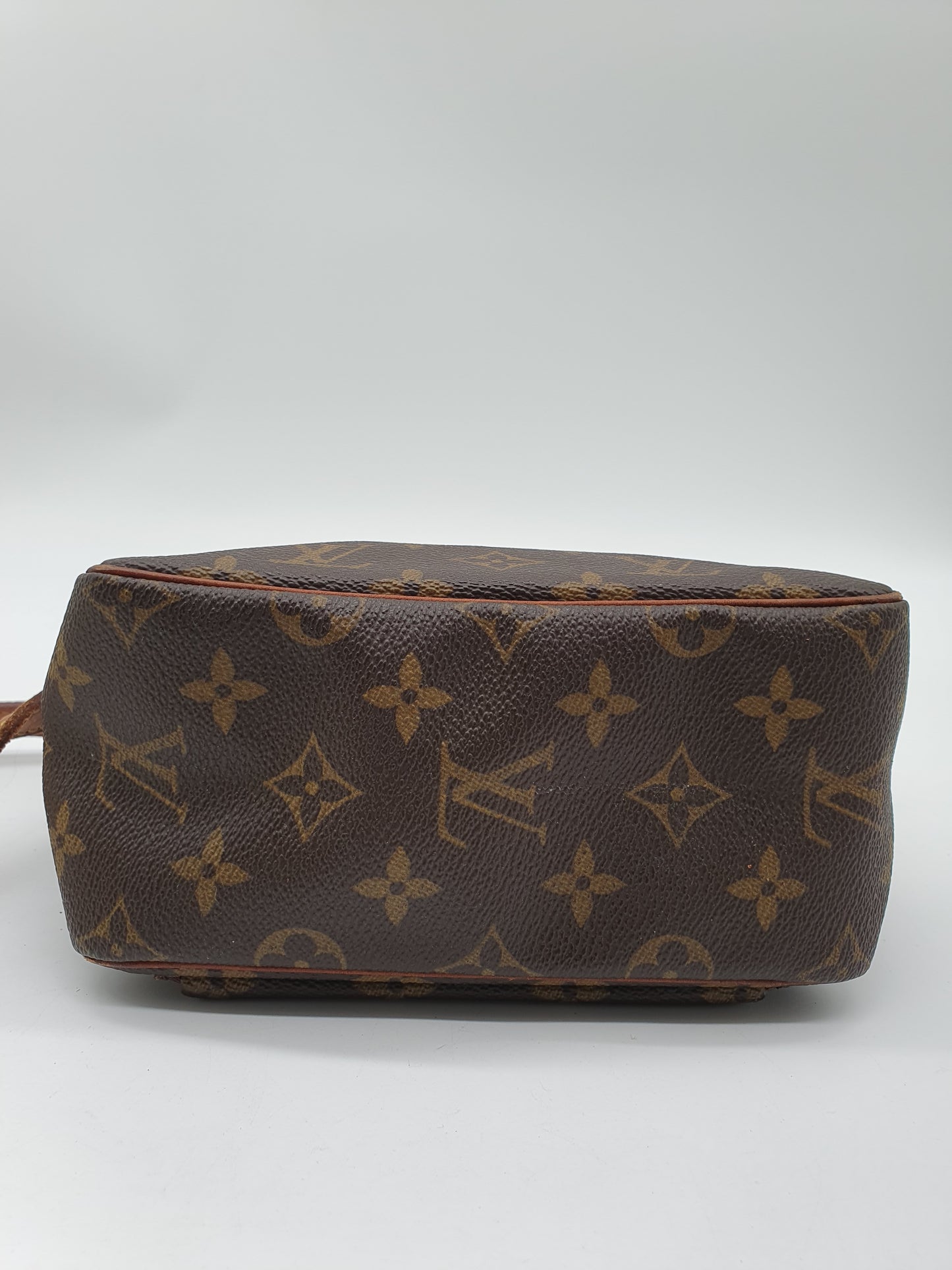 Louis vuitton viva cite Crossbody bag