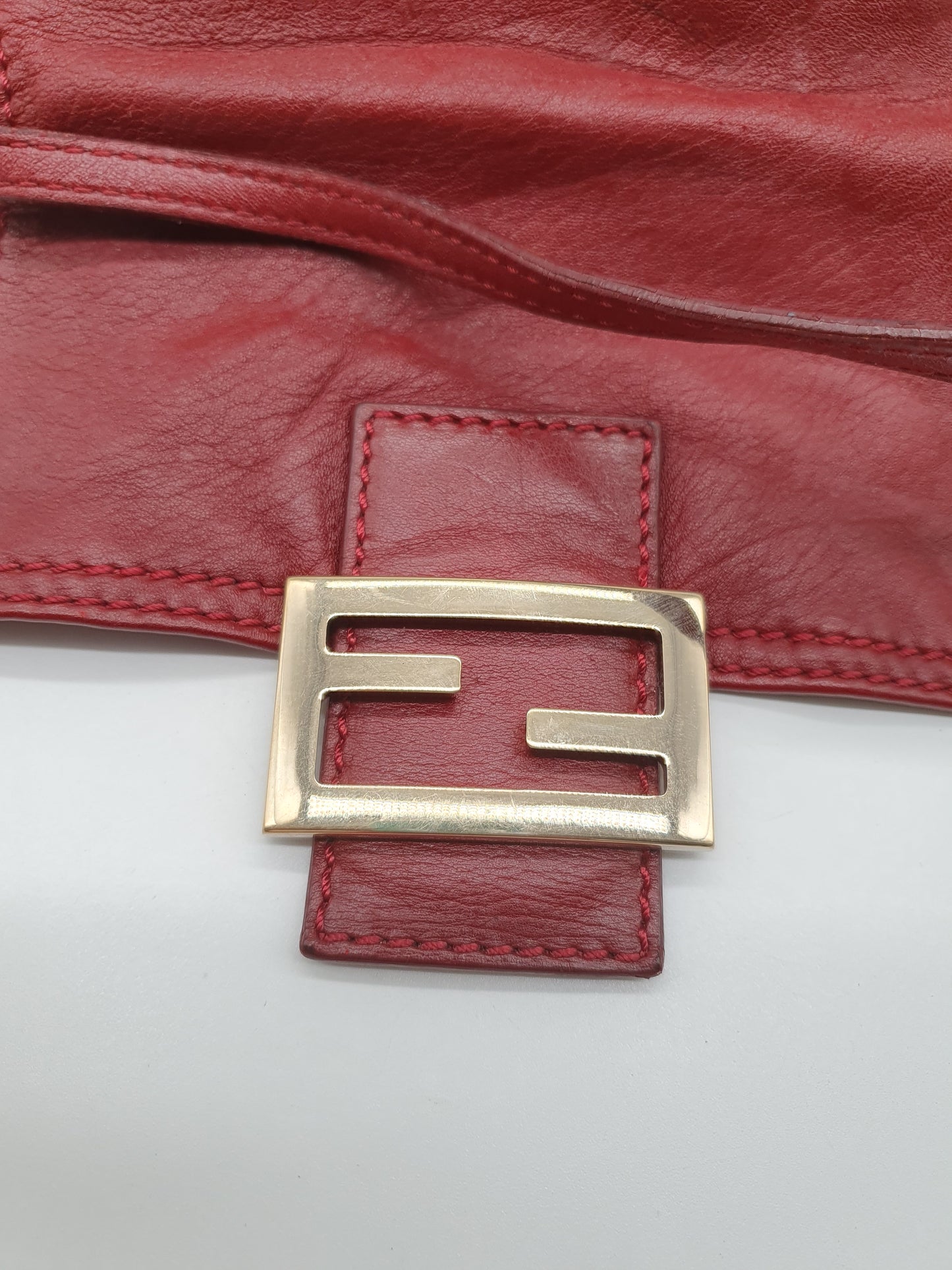 Fendi baguette leather shoulder bag