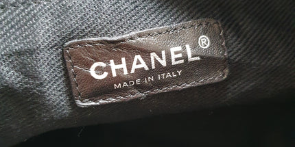 Chanel leather black shoulder bag