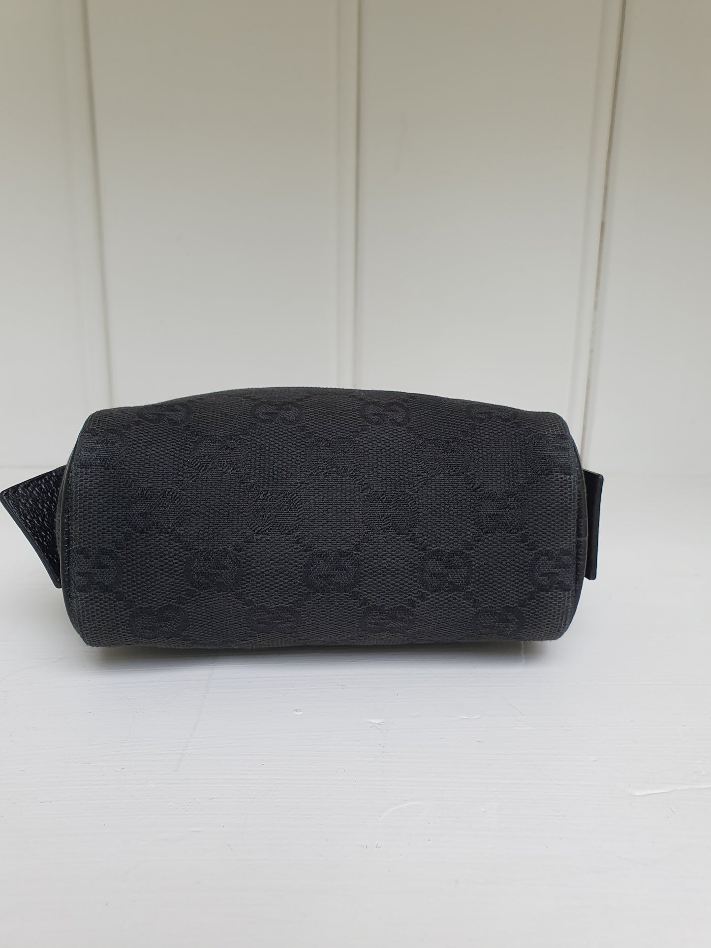 Gucci mini makeup pouch