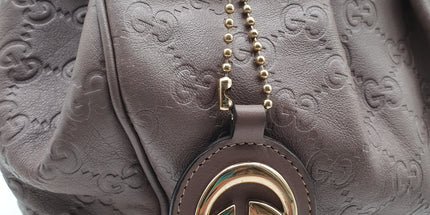 Gucci sukey handbag