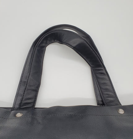 Chanel leather black shoulder bag
