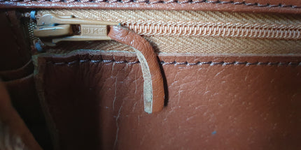 Louis vuitton vintage clutch bag