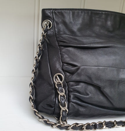 Chanel chain crossbody bag