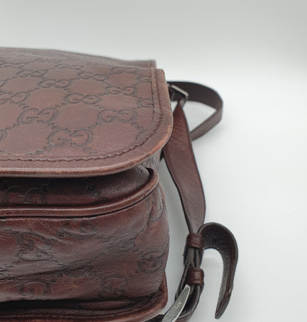 Gucci leather messenger bag