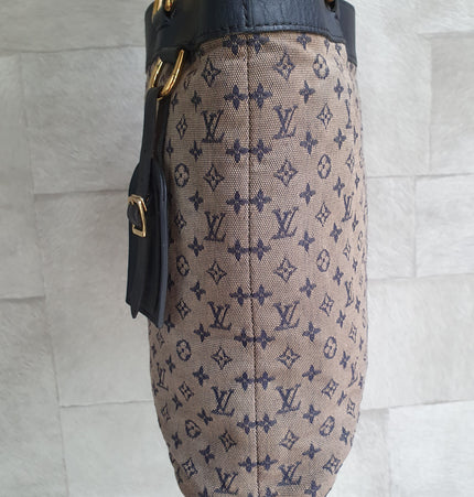 Louis Vuitton Lucille Schultertasche