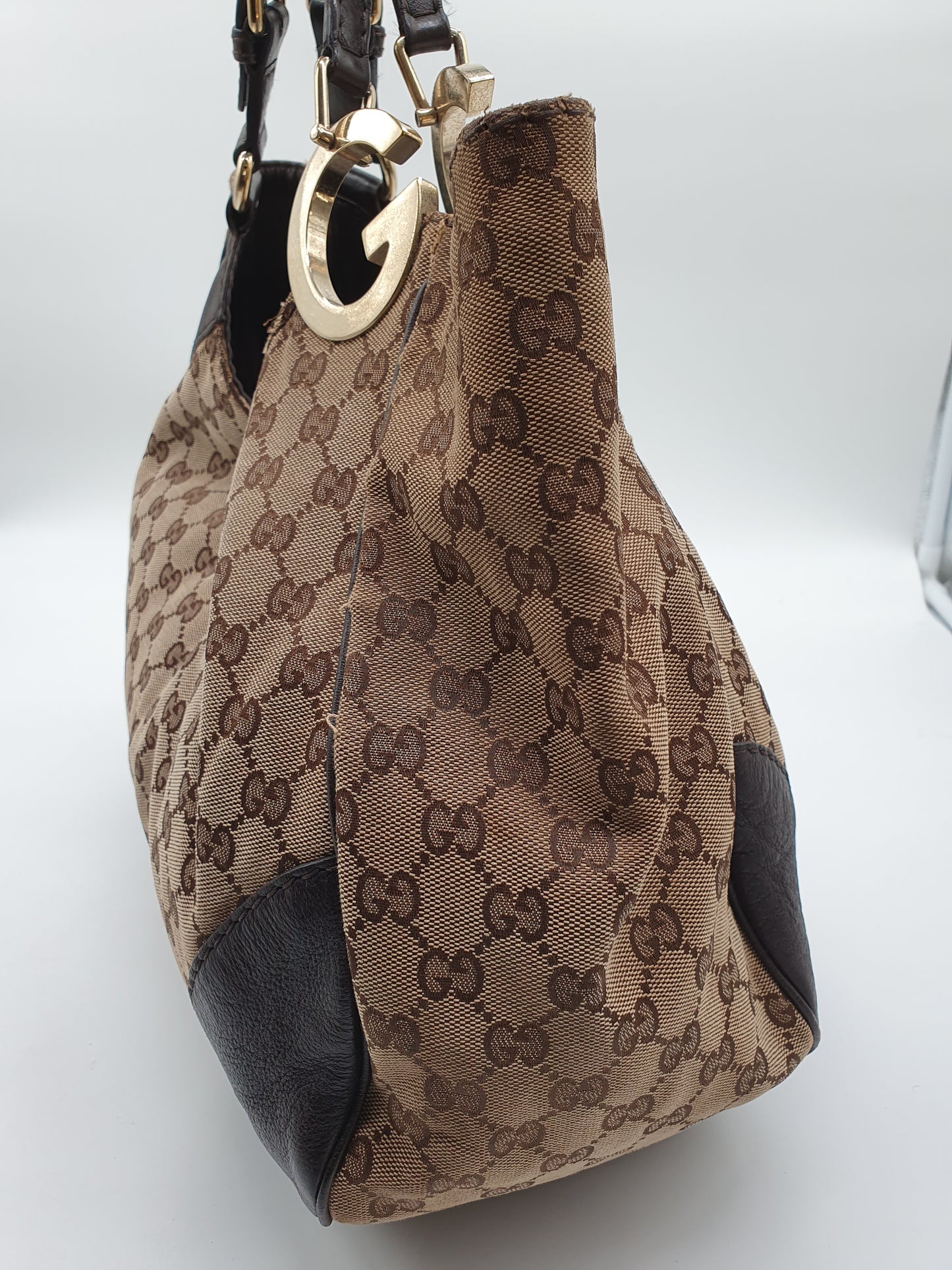 Gucci GG shoulder bag