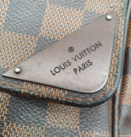 Louis Vuitton Damier Ebene shelton messenger bag