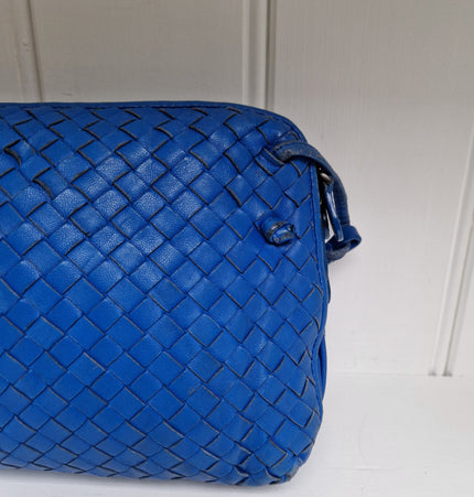 Bottega venetta crossbody bag