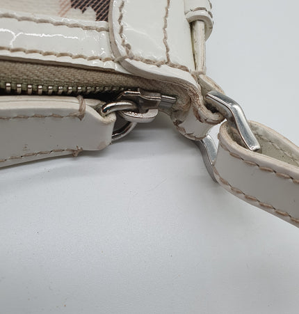 Burberry Herz-Schultertasche